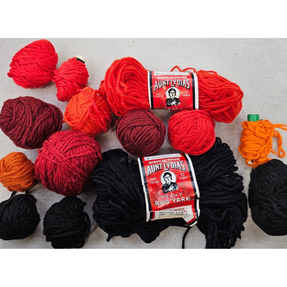 Aunt Lydias Heavy Rug Yarn Lot Red Black Orange Vintage Kodel Polyester 70 Yards